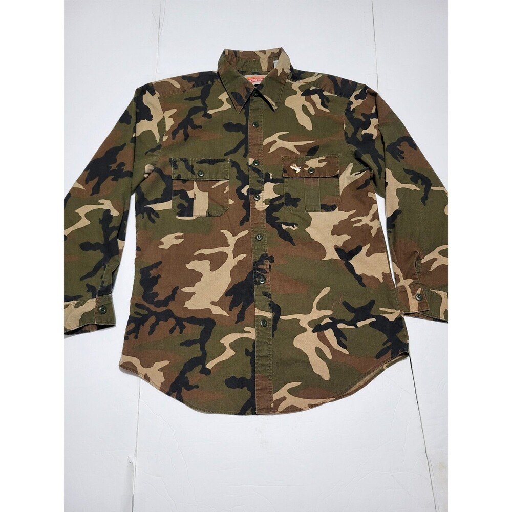 (#18) Vintage Winchester Camo Long Sleeve Button Up Hunting Outdoors Men's Large